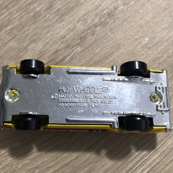 1974 HOT WHEELS, HOT ONES, TORINO STOCKER, Yellow, No.9533, Malaysia Toy Car - Picture 4 of 4